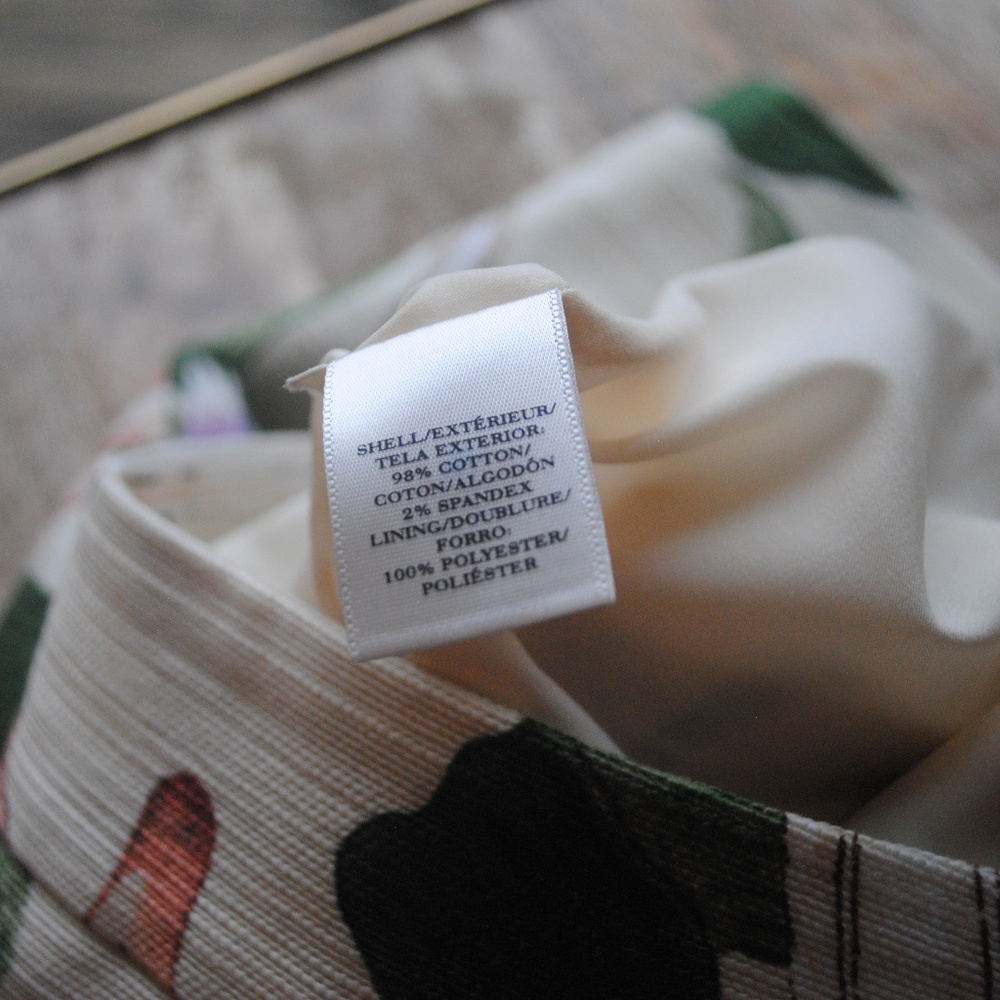 Ann Taylor petite floral pattern pencil skirt - Picture 4 of 5